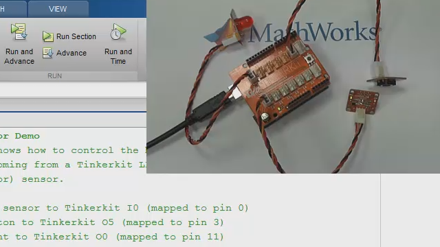 Cette vidéo vous présente comment communiquer avec une carte Arduino UNO directement à partir de MATLAB, en utilisant les fonctions du Suppport Packages MATLAB pour Arduino.